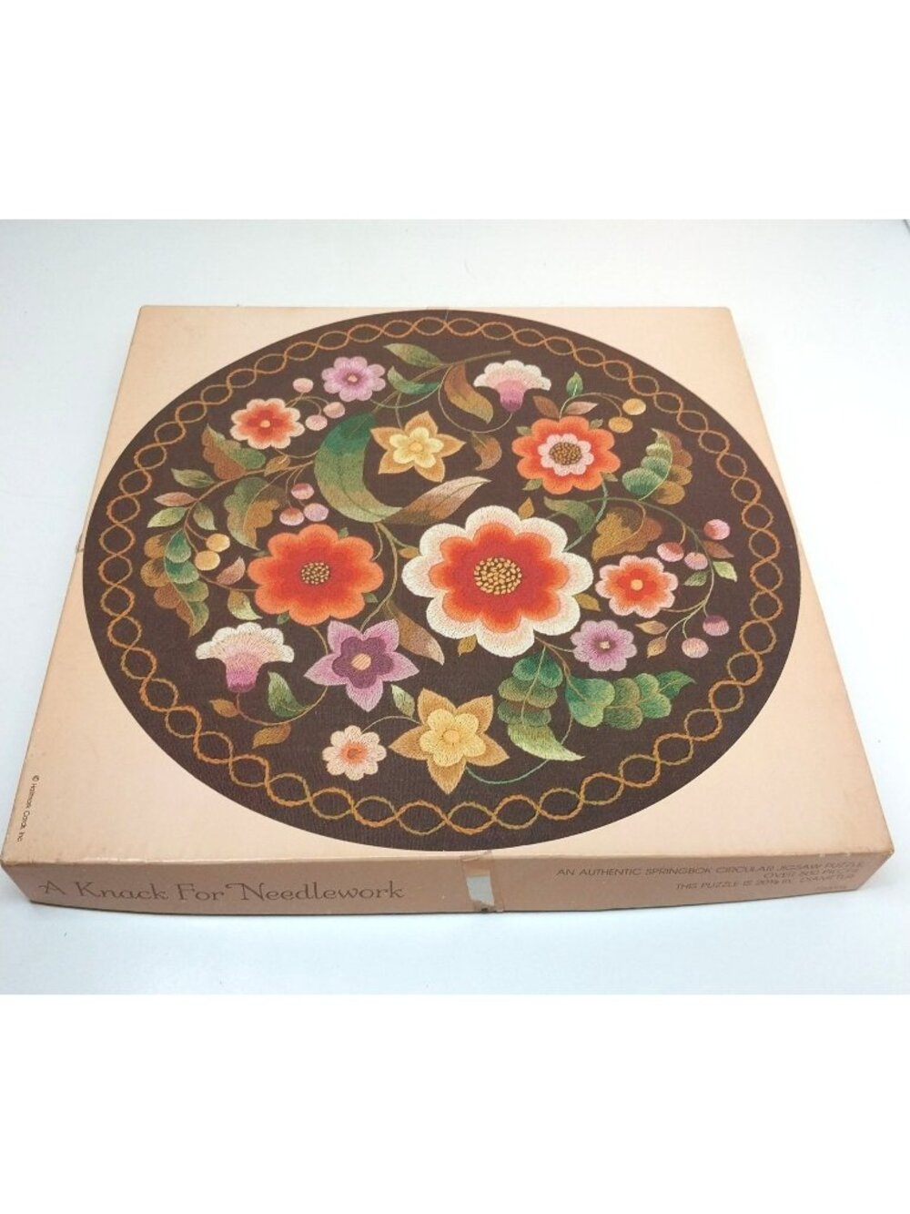 A Knack For Needlework Springbok 500+ Piece Round Circular Jigsaw Puzzle Vintage
